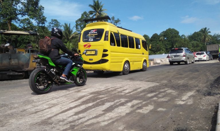 Rampung, Jembatan Kayu Tanam Sudah Dapat Dilewati