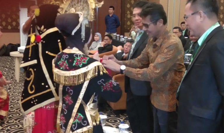 Kebiasaan Merokok Pemicu Utama Ancaman Terserang Penyakit Paru