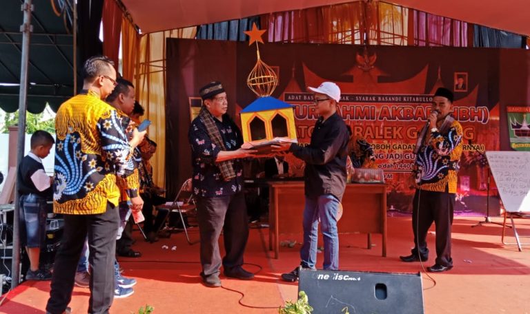 Masyarakat Toboh Gadang Jatim Semarakan Halal bi Halal IKKATOS 2019