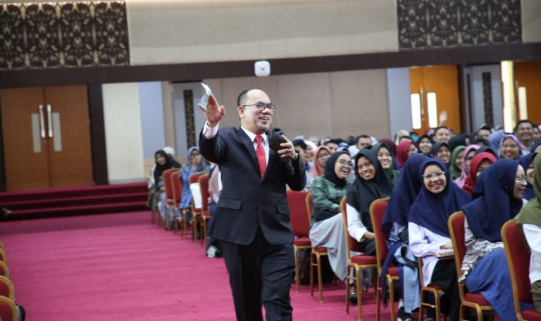 Rektor UPSI Malaysia Dato’ Dr Mohammad Shatar Sabran Beberkan Kunci Sukses Tantangan Era Milelinial