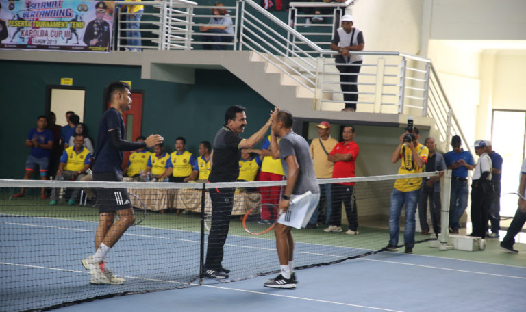 Kejuaraan Tenis Beregu Kapolda Sumbar, 300 Petenis dari 32 Klub Mulai Berlaga