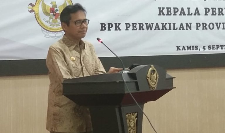Pada Sertijab Kepala BPK, Gubernur Sebut Pengelolaan  Aset Perpindahan SMA & SMK Rumit 