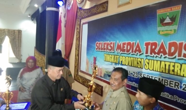 Wagub Sumbar : Media Tradisional, Pesan Tersampaikan dan Wargapun Terhibur