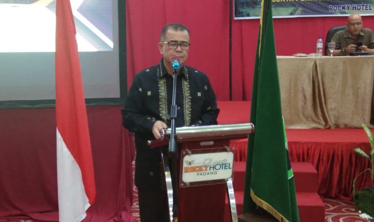 Camat Sebagai Ujung Tombak Harus Mampu Memiliki Inovasi Pelayanan Publik
