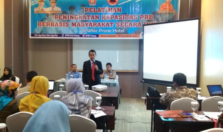 BPBD Padang Latih Para Penyandang Disabilitas Evakuasi  Bencana