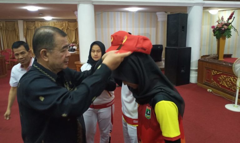 Wagub Lepas 169 Atlet Sumbar Menuju Arena Porwil Bengkulu