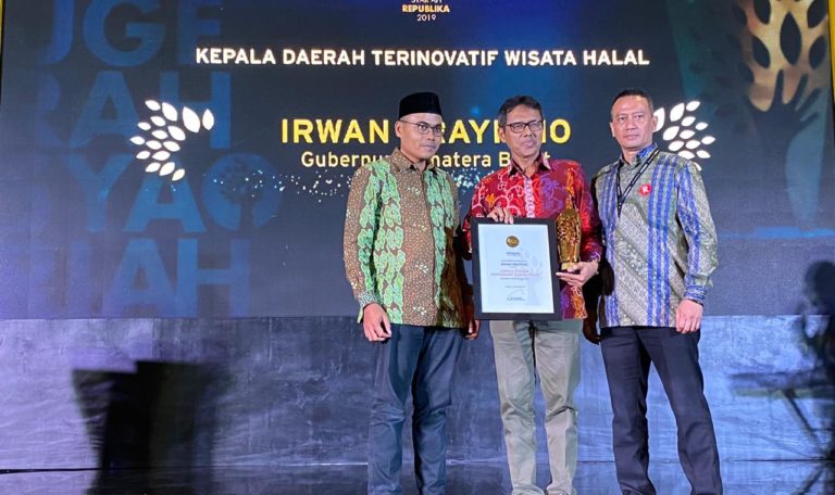 Irwan Prayitno terpilih jadi Kepala Daerah Terinovatif dalam Pengembangan Wisata Halal Versi ASR