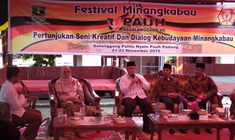 Festival Minangkabau Pauh Bagalangang Wadah Melestarikan Budaya