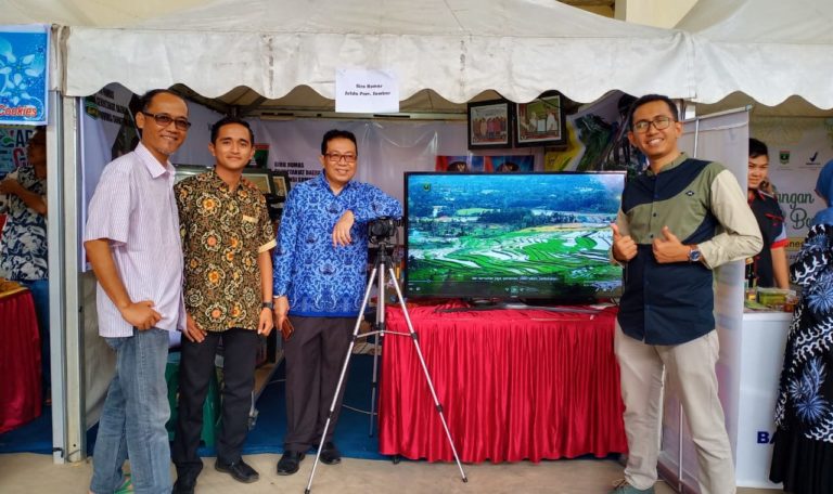 Stand Humas Setdaprov Sumbar Hadir di Pameran HPS ke – 38