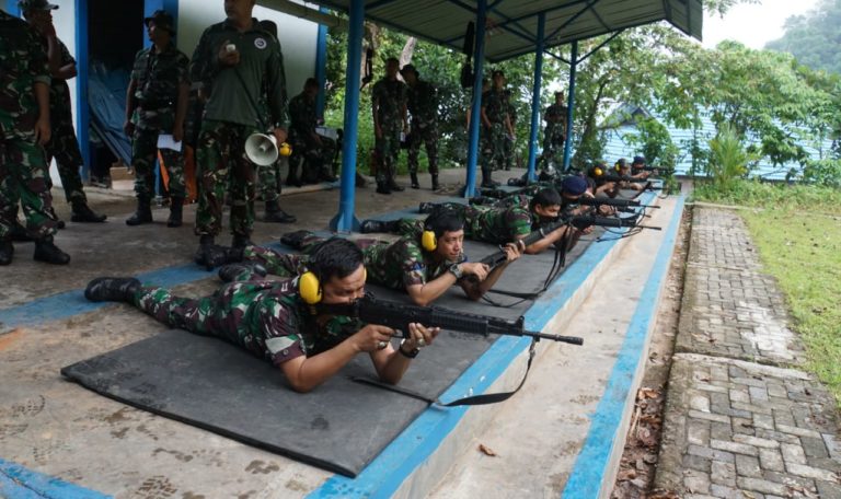 Pangkalan Utama TNI AL II Padang Asah Kemampuan Tempur Pandeka Lauik Sati 