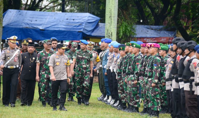 Danlantamal II Padang Sebagai Penerima Apel Gelar Pasukan 