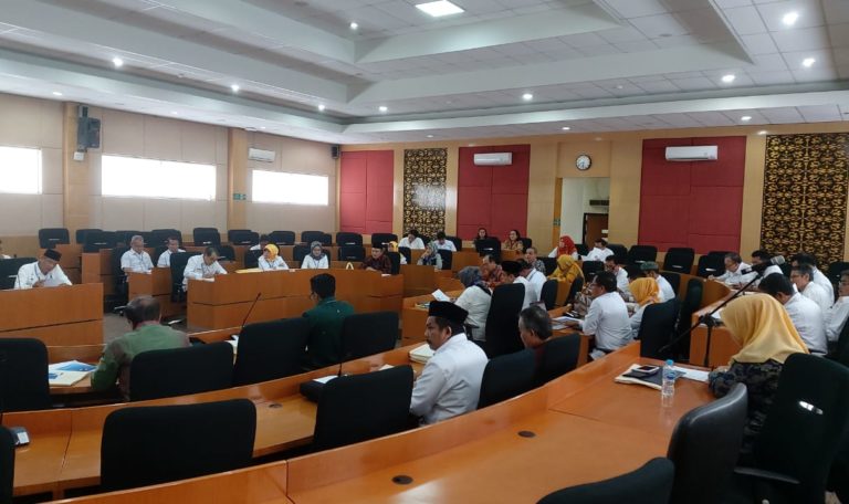 Pimpinan Universitas dan Fakultas di Lingkungan UNP Ikuti Lokakarya Kepemimpinan PT Era 4.0