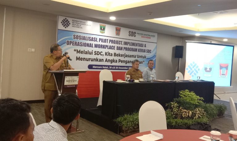 Penutupan Sosialisasi SDC, Yunisman: Mengurai Pengangguran Perlu Dikeroyok Bersama