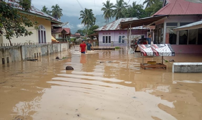 Solsel Kembali Dilanda Banjir Bandang, Masyarakat Butuh Makanan Siap Saji