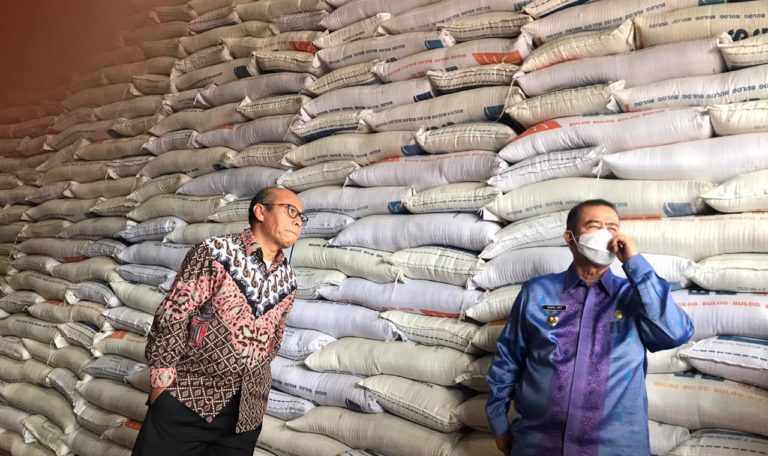 Sumbar Siapkan Beras 2.600 Ton Beras untuk Dampak Korona, Hanya Orang Miksin akan Menerima