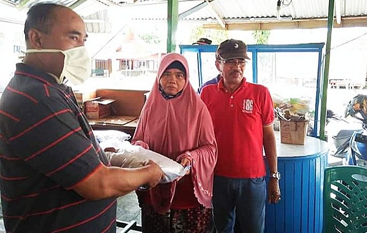 Irwan Basir Berbagi dengan Sesama Alumni SMPN 10 Kuranji