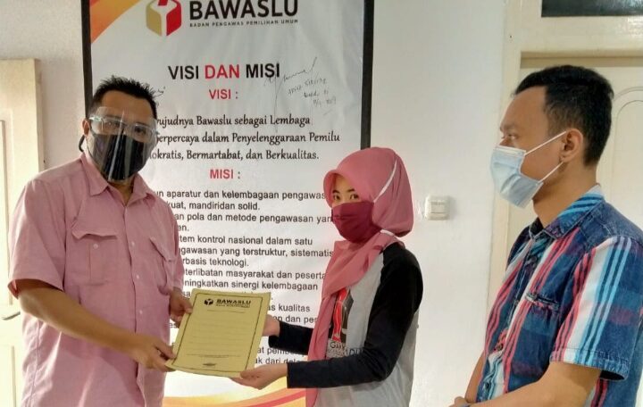 Terkait Pilkada, Mantan DPRD Bukittinggi Daftarkan Dua Laporan ke Bawaslu 