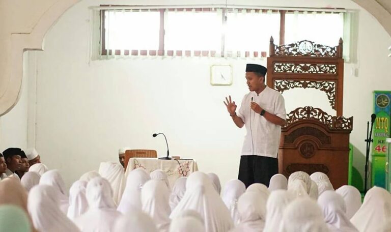 Faldo Madini ke Anies Baswedan : Kalau tak Mampu, Warga Bisa Bantu