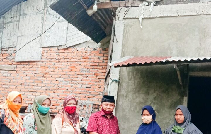 Kepsek SMP Muhammadiyah 7 Padang Peduli Siswa Miskin, M Fikar: Jangan Putus Sekolah