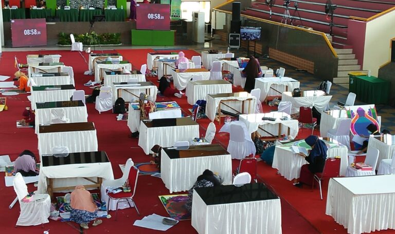 Sumbar Mengincar Medali pada Cabang Kaligrafi