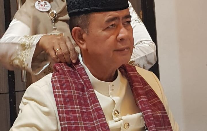 Wartawati, Wanita Hebat di Balik Kesuksesan Nasrul Abit