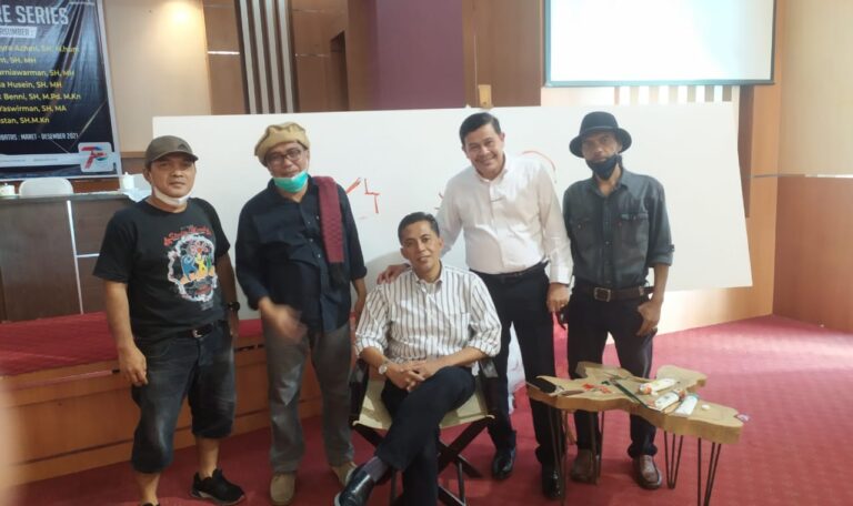 Rangkaian Lustrum FHUA ke 70, Ketika Studio Merah di Kampus Merah