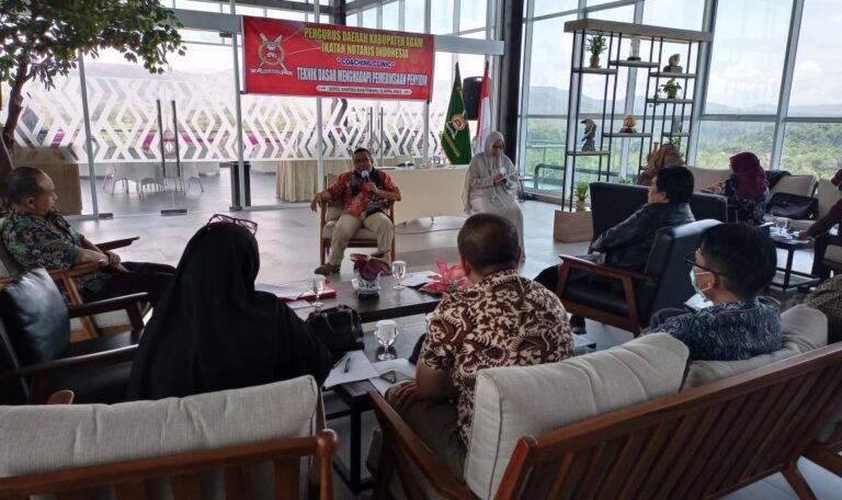 Pengda INI Agam Berikan Pelatihan, Notaris Butuh Teknik Menghadapi Pemeriksaan Penyidik