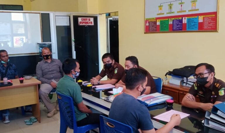 Berkas Perkara Dua Tersangka Dugaan Korupsi KONI Pessel Dilimpahkan