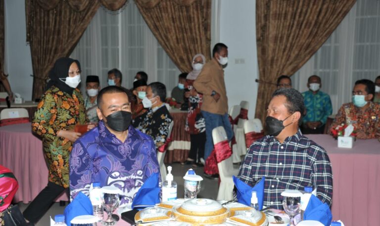 Air Sudah Tercemar, Jumlah Keramba di Danau Maninjau Harus Dikurangi