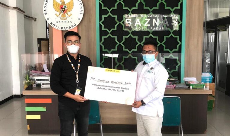 Maybank Indonesia Salurkan Bantuan Kurban Total Hingga Rp950 Juta