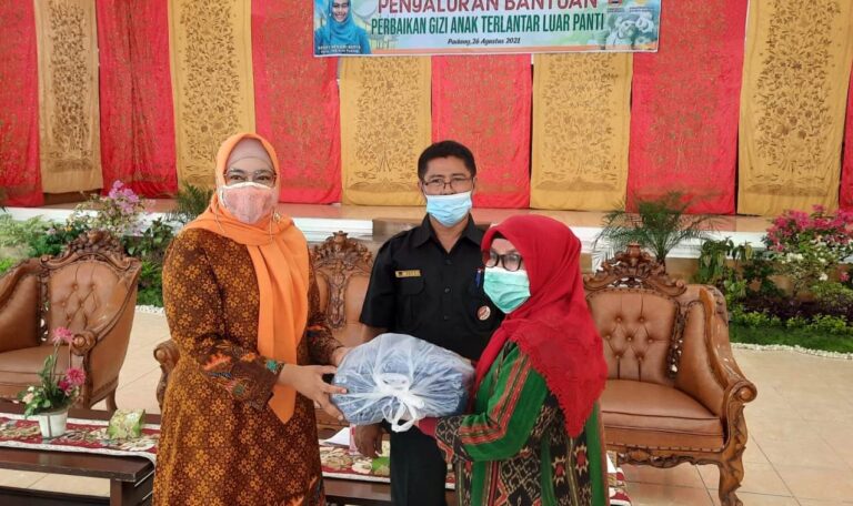Ada 2.000 Anak Terlantar di Kota Padang, 440 Orang di Luar Panti dapat Bantuan