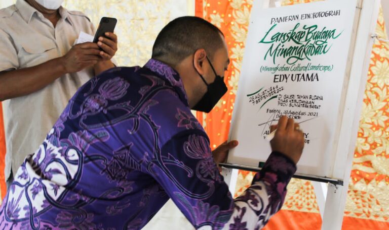 Belajar dari Ethnofotografi Lanskap Budaya Minangkabau