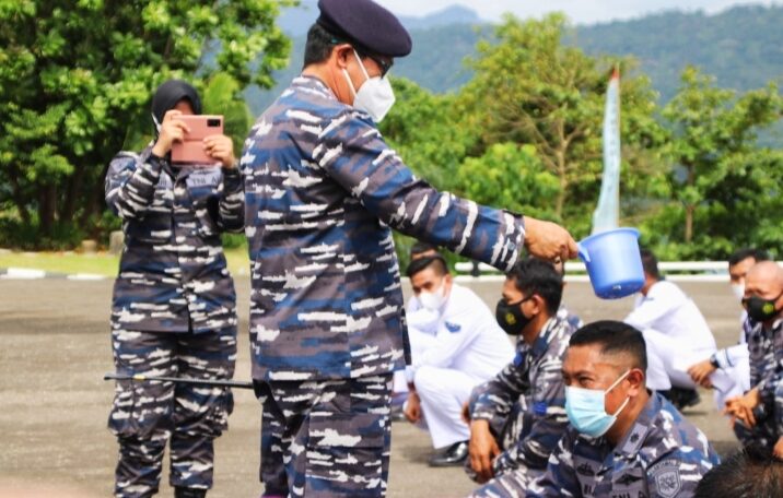 Sekitar 43 Personel TNI AL Lantamal II Padang Sandang Pangkat Baru 