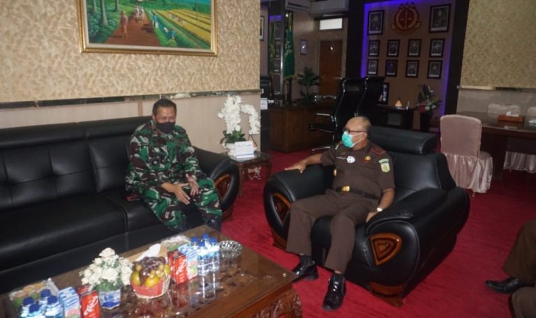 Saat Silaturahmi ke Kajati dan Danlanud, Danlatamal II: Koordinasi itu Merupakan Kata Kunci