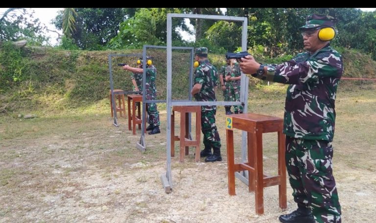 Meriahkan HUT Armada ke 76, Lantamal II Padang Gelar Lomba Menembak