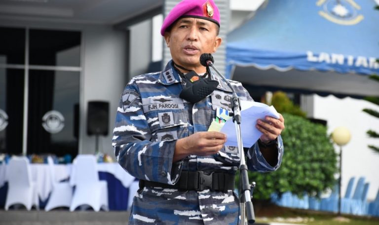 Wadanlantamal II Bacakan Amanat Kasal pada Upacara Hari Armada 2021
