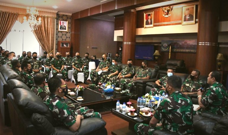 Danlantamal II Padang Kumpulkan Para Komandan di Lingkungan Lantamal II