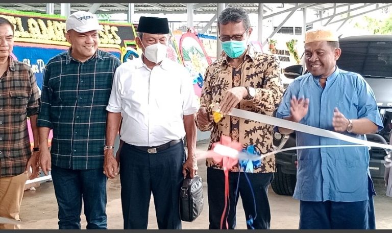 Irwan Prayitno Resmikan Cucian Mobil Glory Car Wash & Cafe