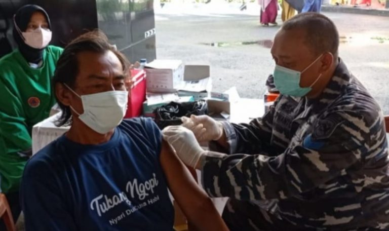 Nakes Lantamal II Padang Kejar Herd Immunity Masyarakat Sumbar