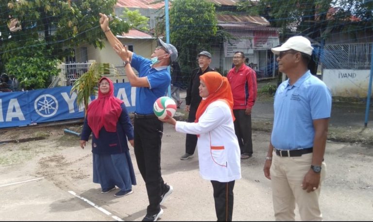 Kejuaraan Bola Voli Ivand Momentum HUT ke-50 Dibuka Aprizal Cai