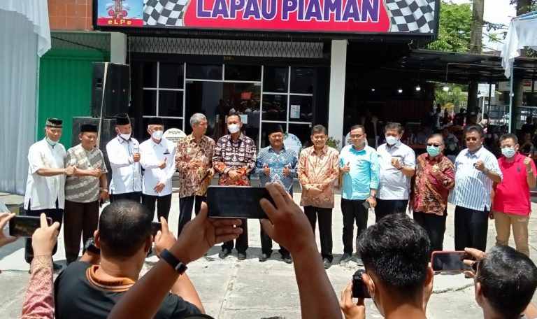 PKDP Padang Bangkit,  Pusat Kuliner Lapau Piaman Ulak Karang Diluncurkan 