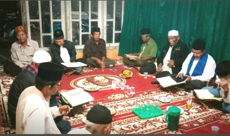 Ninik Mamak yang Tergabung dalam HFQ Pauh IX Takziah ke Rumah Duka Orang Tua Dasman Boy Dt Rj Dihilie
