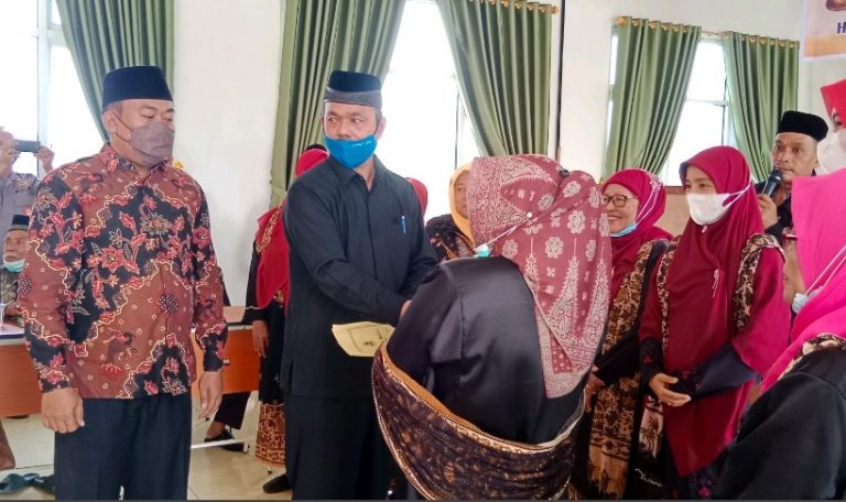Bundo Kanduang Sako Pauh IX Dikukuhkan, Eka Putra Buhari:  Miliki Tanggungjawab yang Berat Lestarikan Adat da Budaya