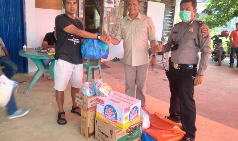 DPC Gerindra Salurkan Bantuan Sembako ke Pengungsi Korban Gempa Kajai Pasbar 