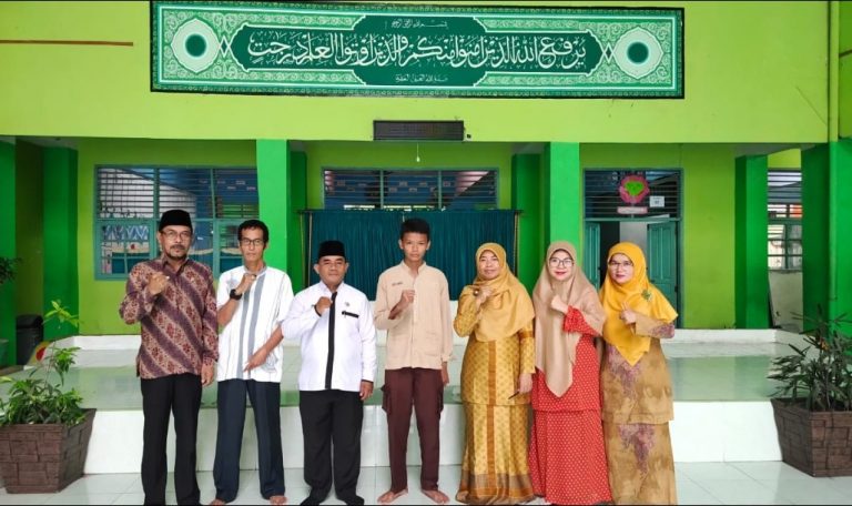 Dzikra Alghufroon Diterima di MAN IC Padangpariaman, MTsN 1 Padang  Makin Go Nasional