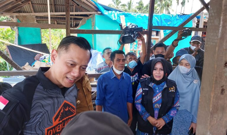 AHY tiba di Malampah Pasaman, Obati Kerinduan warga pada SBY