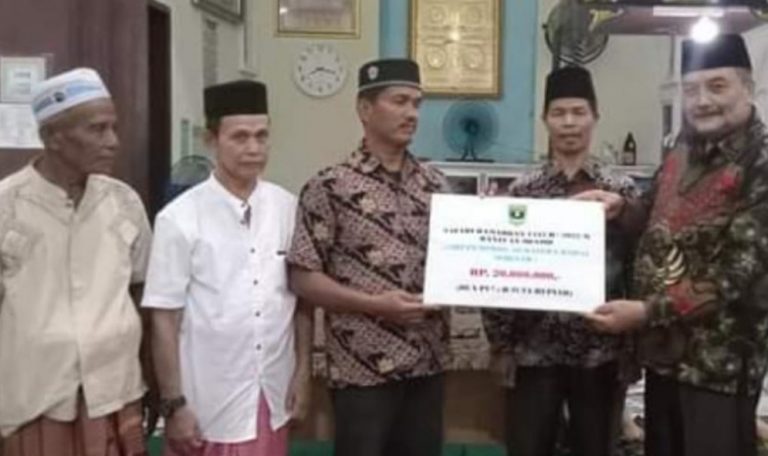 Safari Ramadhan di Masjid Jami’ Silaturahim, Zarfi Deson Ajak Masyarakat Berperan Aktif Cegah Narkoba