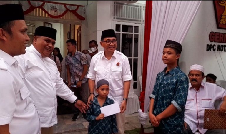 Pengurus DPC Gerindra Padang Buka Bersama Anak Yatim, Optimisme Menangkan Pemilu 2024