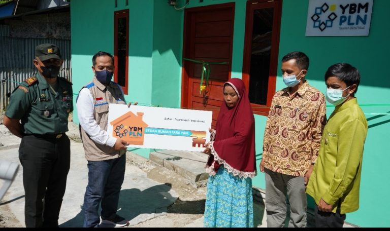 Berkat Bedah Rumah dari FABA, Kaum Dhuafa Tersenyum Sumringah