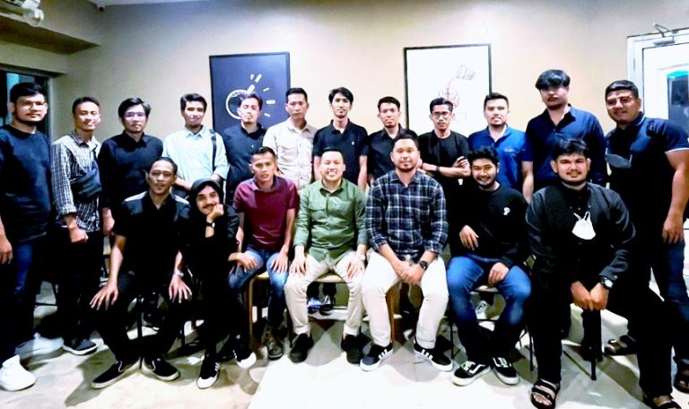 Manufer Pimpin Alumni SMPN 2 Padang Angkatan Tahun 2008